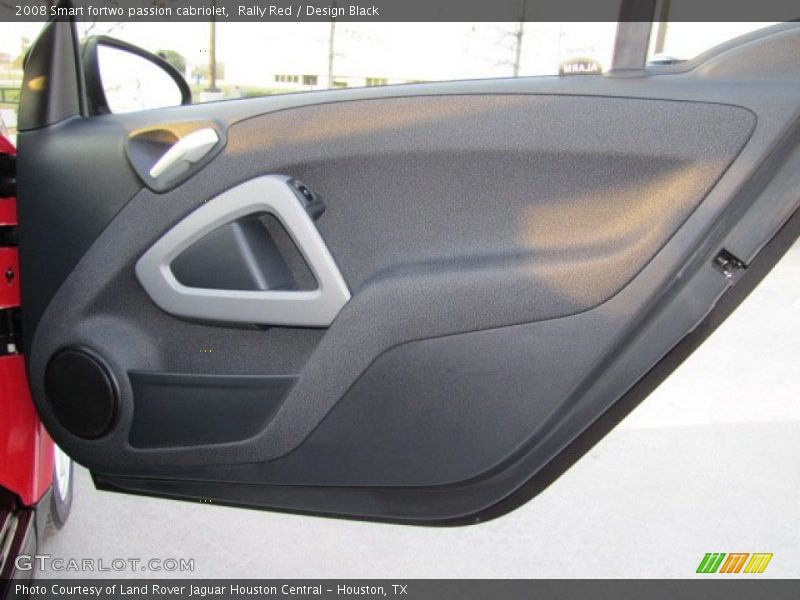 Door Panel of 2008 fortwo passion cabriolet