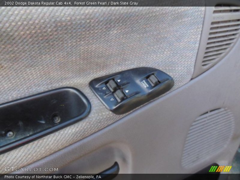 Forest Green Pearl / Dark Slate Gray 2002 Dodge Dakota Regular Cab 4x4