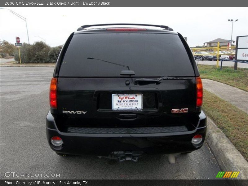 Black Onyx / Light Tan/Ebony Black 2006 GMC Envoy SLE