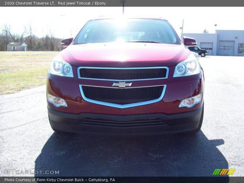 Red Jewel Tintcoat / Ebony 2009 Chevrolet Traverse LT