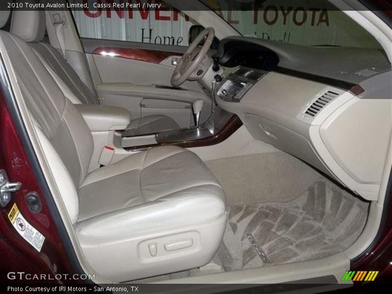 Cassis Red Pearl / Ivory 2010 Toyota Avalon Limited