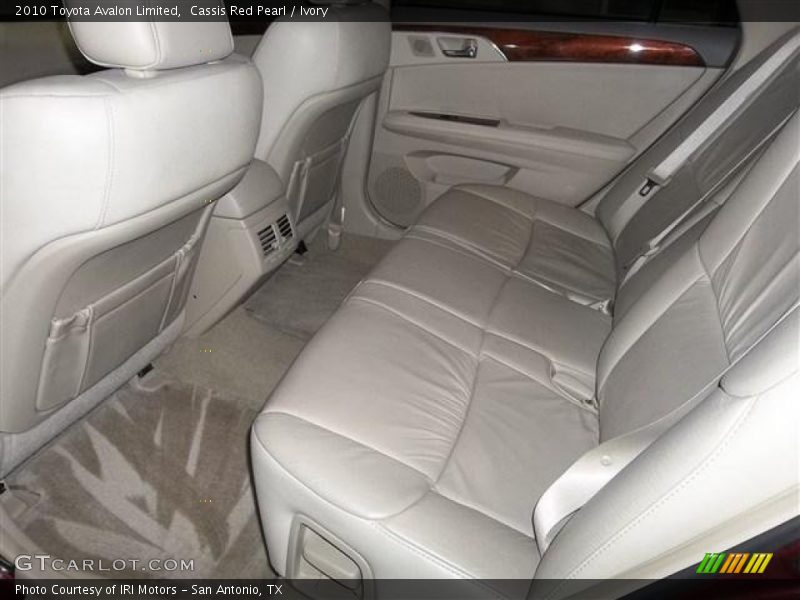 Cassis Red Pearl / Ivory 2010 Toyota Avalon Limited