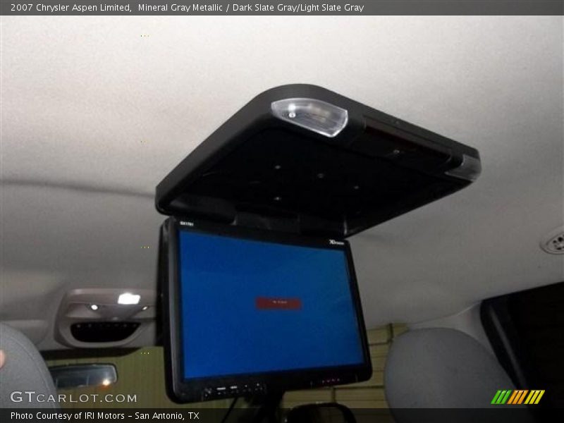 Mineral Gray Metallic / Dark Slate Gray/Light Slate Gray 2007 Chrysler Aspen Limited