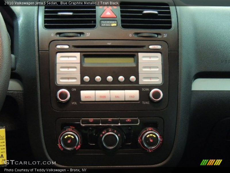 Blue Graphite Metallic / Titan Black 2010 Volkswagen Jetta S Sedan