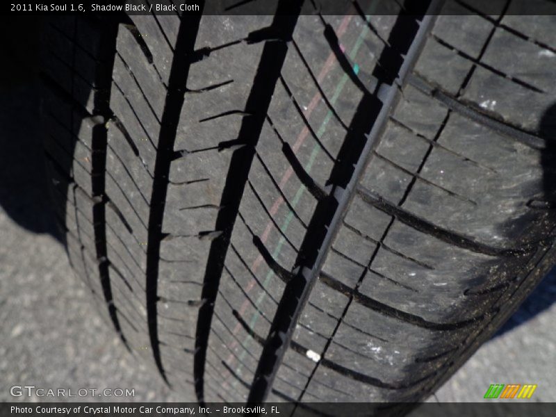 Shadow Black / Black Cloth 2011 Kia Soul 1.6