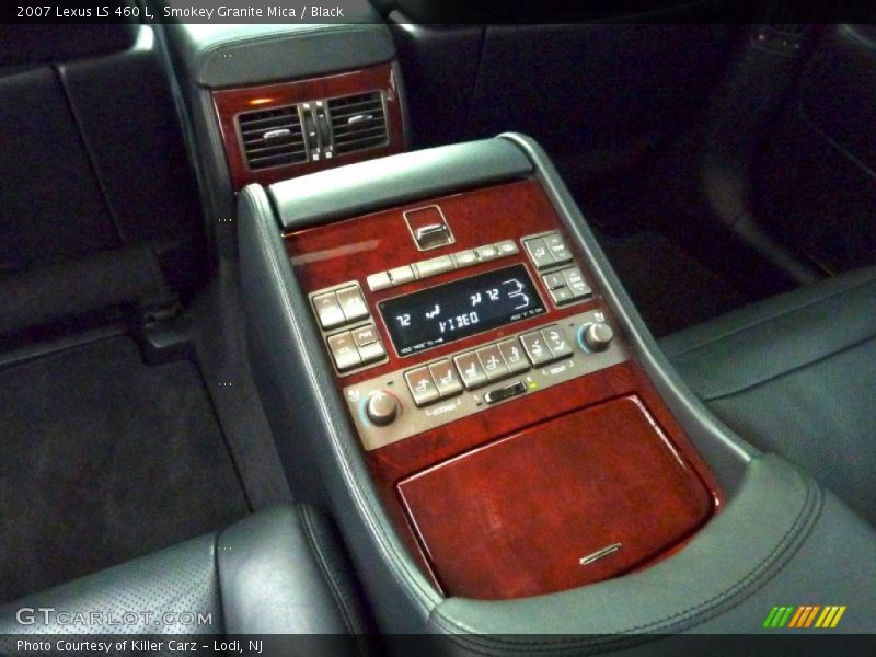 Controls of 2007 LS 460 L