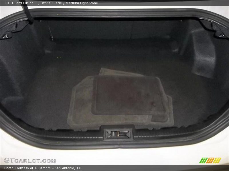 White Suede / Medium Light Stone 2011 Ford Fusion SE