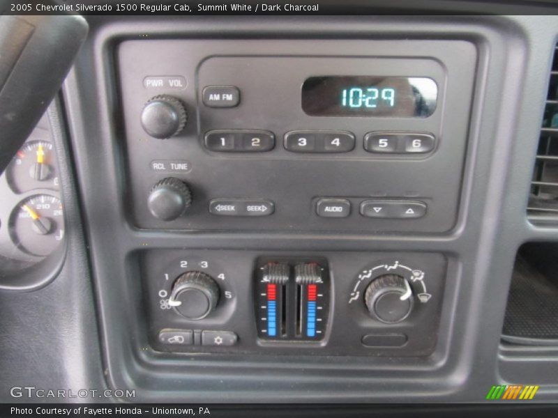 Summit White / Dark Charcoal 2005 Chevrolet Silverado 1500 Regular Cab