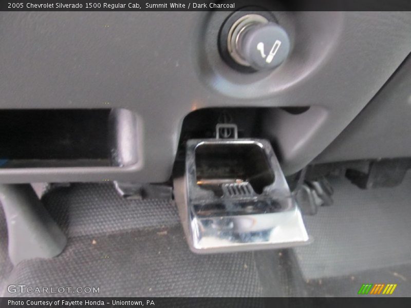 Summit White / Dark Charcoal 2005 Chevrolet Silverado 1500 Regular Cab