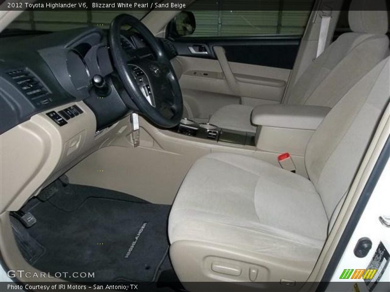Blizzard White Pearl / Sand Beige 2012 Toyota Highlander V6