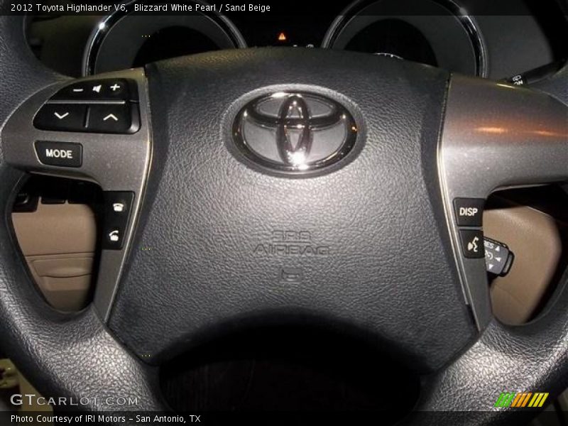Blizzard White Pearl / Sand Beige 2012 Toyota Highlander V6