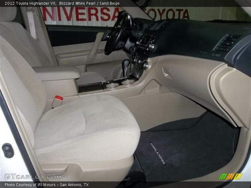 Blizzard White Pearl / Sand Beige 2012 Toyota Highlander V6