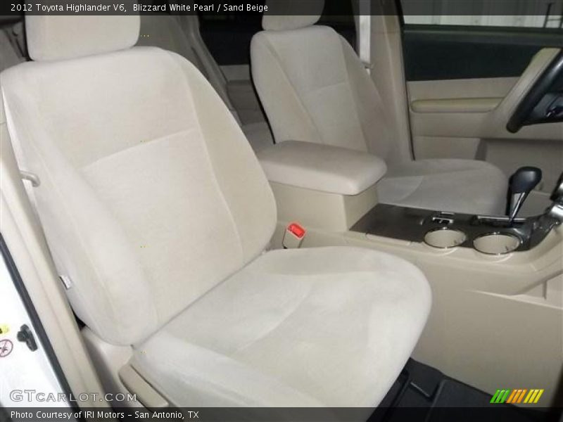 Blizzard White Pearl / Sand Beige 2012 Toyota Highlander V6