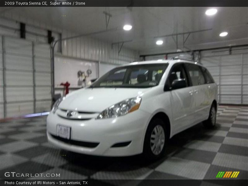 Super White / Stone 2009 Toyota Sienna CE