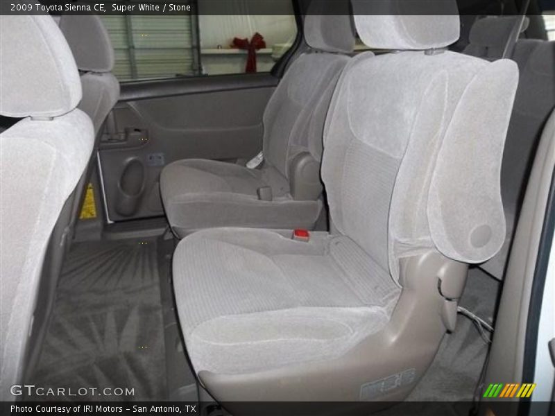 Super White / Stone 2009 Toyota Sienna CE