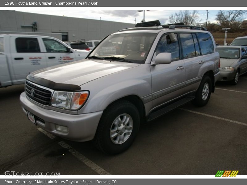 Front 3/4 View of 1998 Land Cruiser 