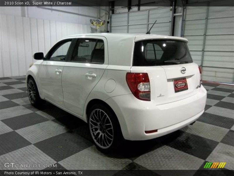 Super White / Charcoal 2010 Scion xD