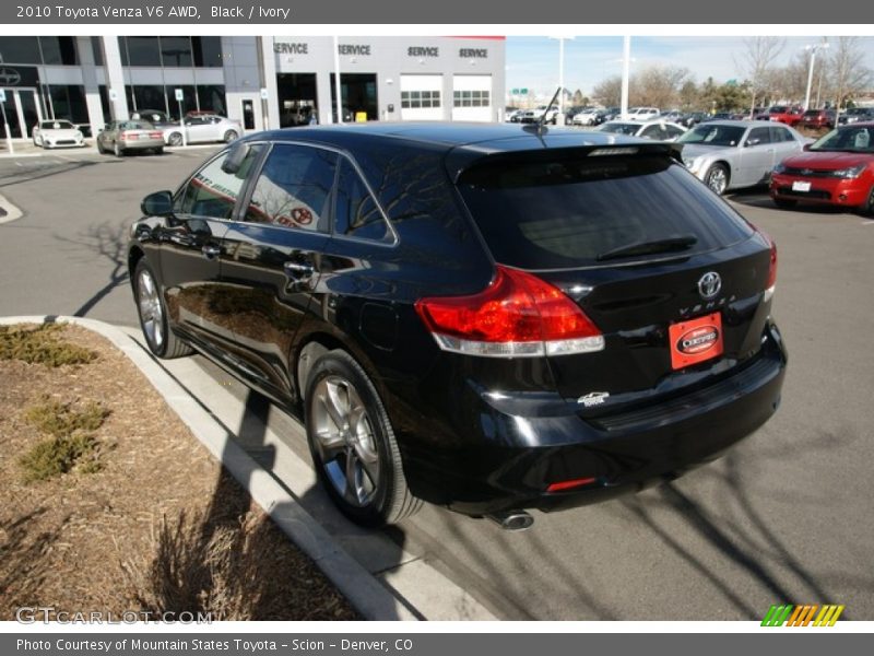 Black / Ivory 2010 Toyota Venza V6 AWD