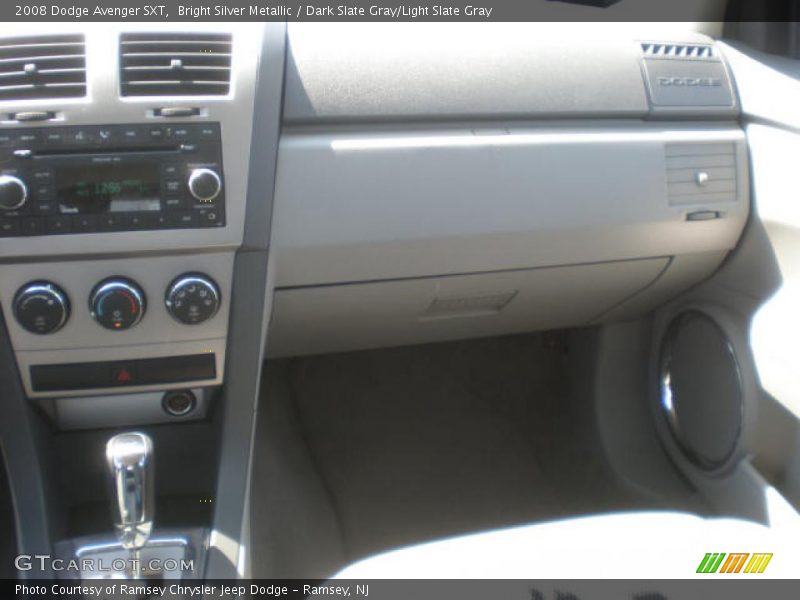 Bright Silver Metallic / Dark Slate Gray/Light Slate Gray 2008 Dodge Avenger SXT
