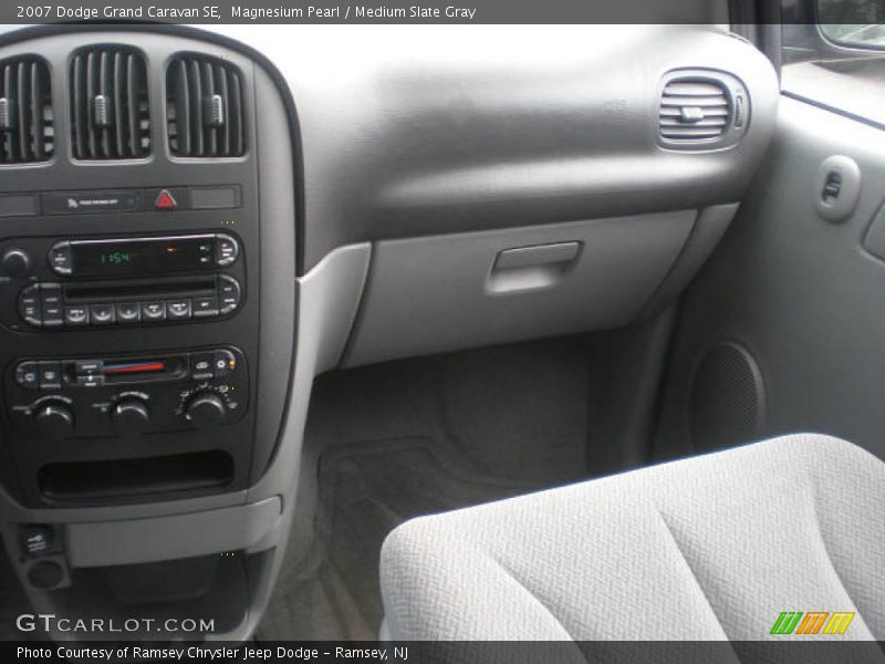 Magnesium Pearl / Medium Slate Gray 2007 Dodge Grand Caravan SE