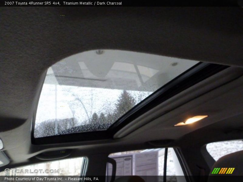 Titanium Metallic / Dark Charcoal 2007 Toyota 4Runner SR5 4x4