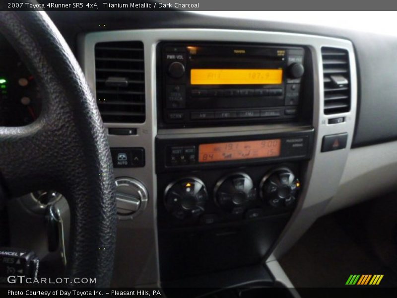 Titanium Metallic / Dark Charcoal 2007 Toyota 4Runner SR5 4x4