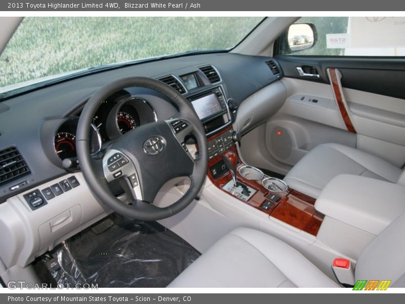 Blizzard White Pearl / Ash 2013 Toyota Highlander Limited 4WD