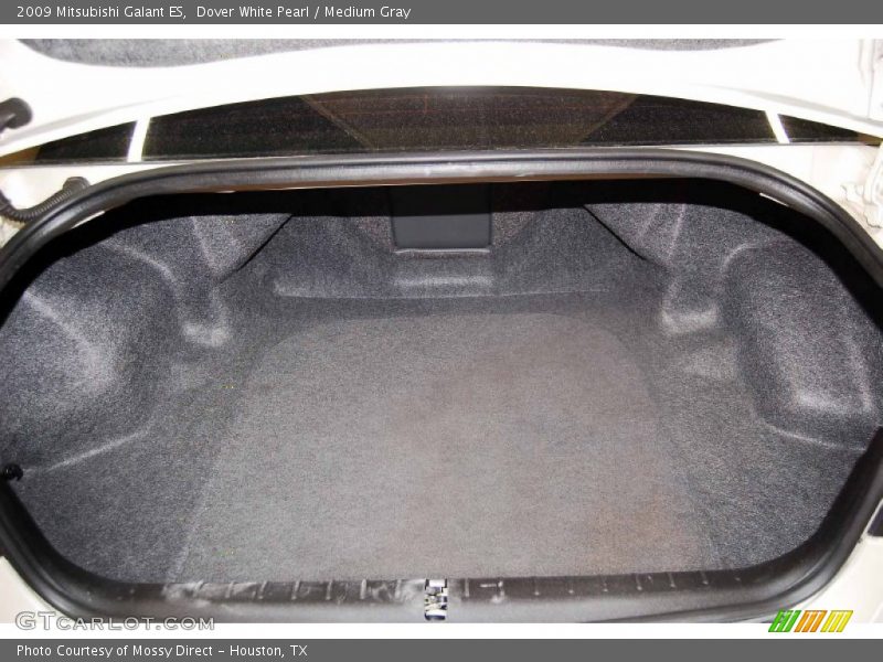  2009 Galant ES Trunk