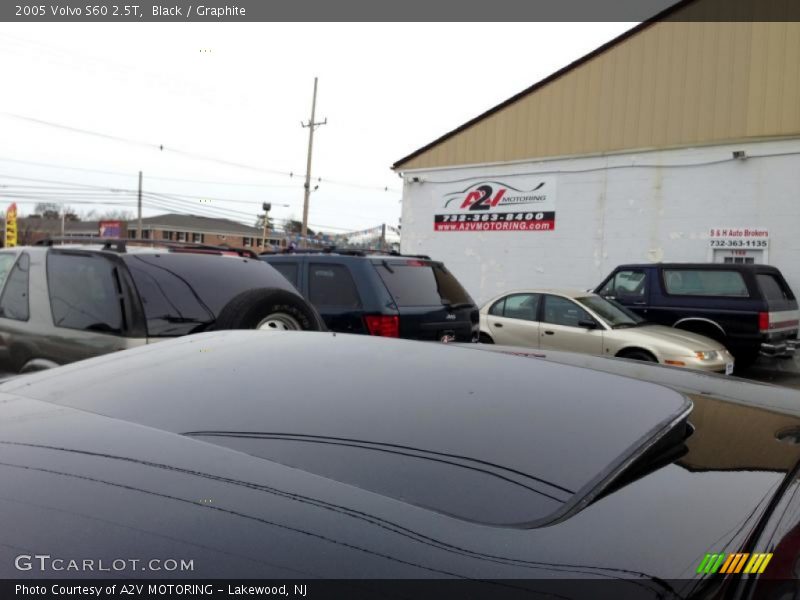 Black / Graphite 2005 Volvo S60 2.5T