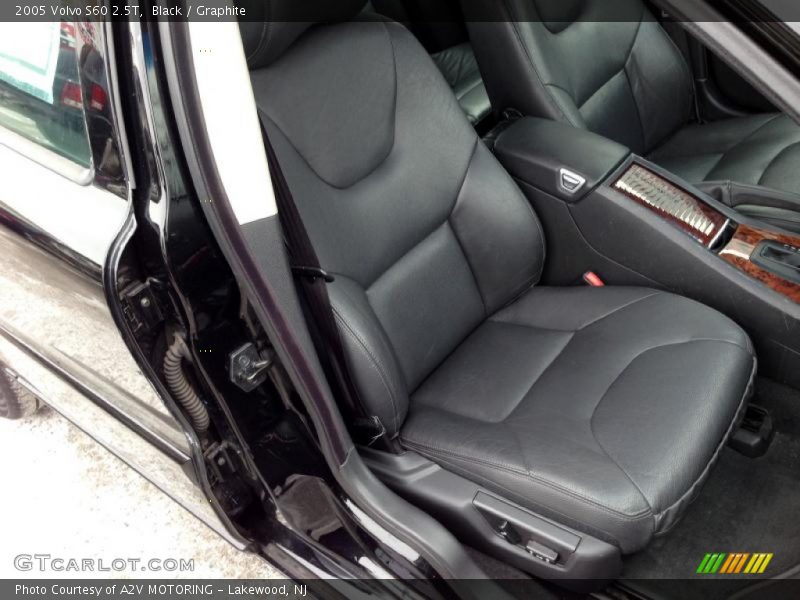 Black / Graphite 2005 Volvo S60 2.5T