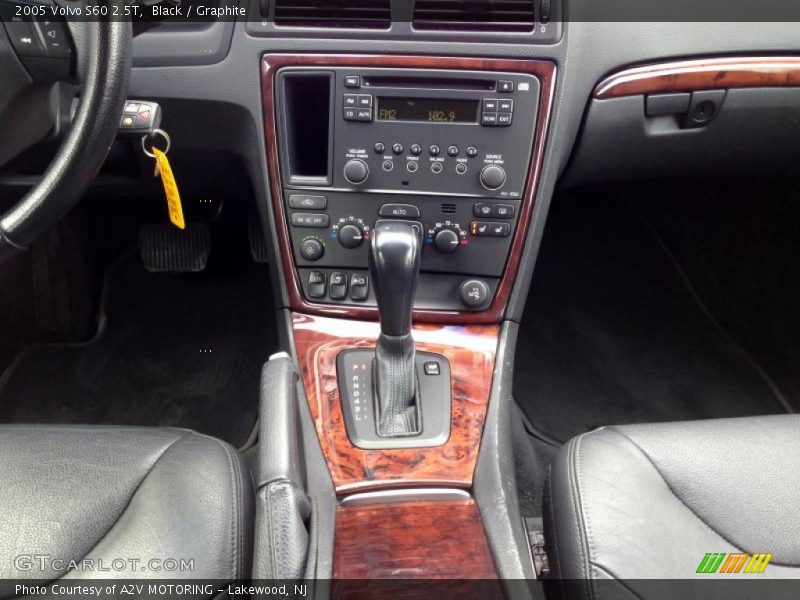 Black / Graphite 2005 Volvo S60 2.5T