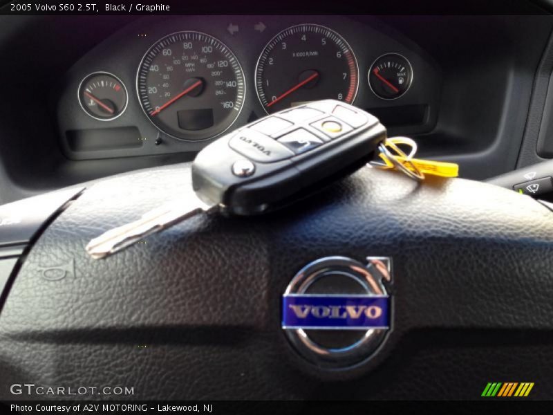 Black / Graphite 2005 Volvo S60 2.5T