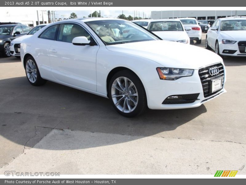 Front 3/4 View of 2013 A5 2.0T quattro Coupe