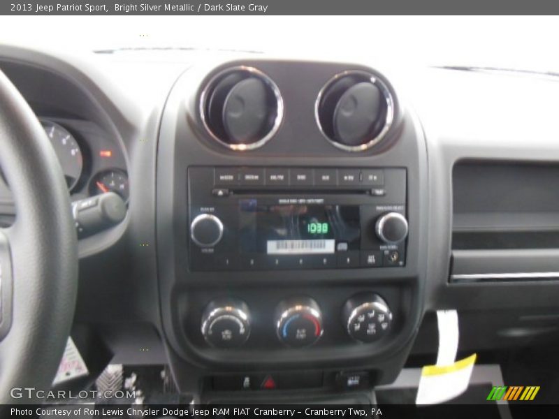 Bright Silver Metallic / Dark Slate Gray 2013 Jeep Patriot Sport