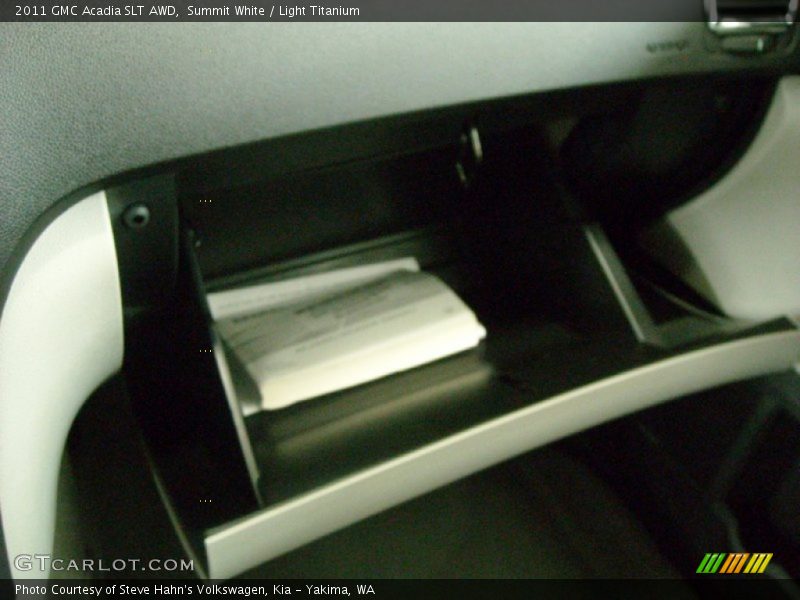 Summit White / Light Titanium 2011 GMC Acadia SLT AWD
