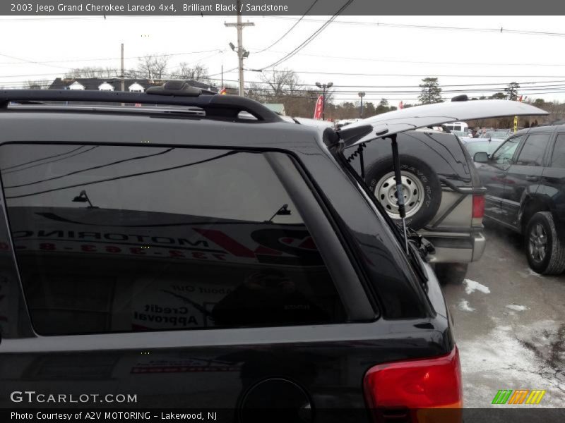 Brilliant Black / Sandstone 2003 Jeep Grand Cherokee Laredo 4x4