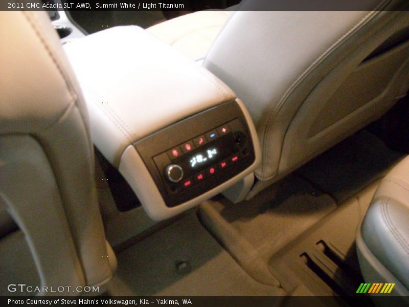 Summit White / Light Titanium 2011 GMC Acadia SLT AWD