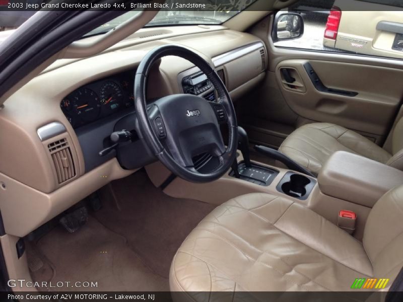  2003 Grand Cherokee Laredo 4x4 Sandstone Interior