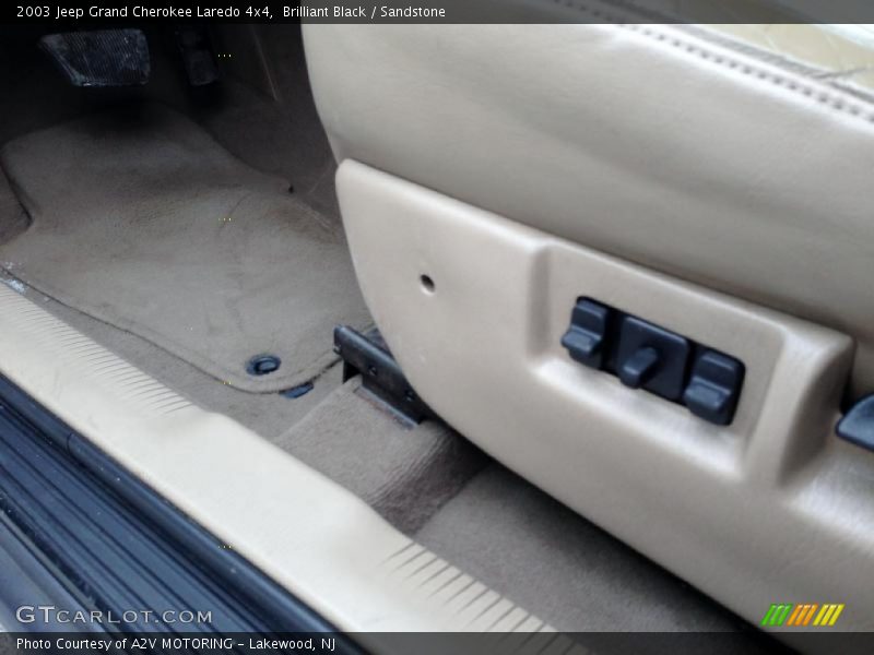 Controls of 2003 Grand Cherokee Laredo 4x4