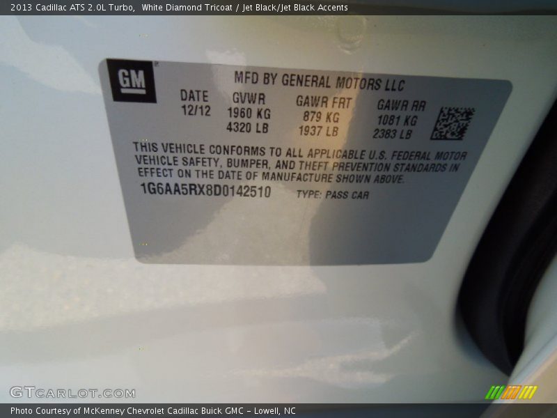White Diamond Tricoat / Jet Black/Jet Black Accents 2013 Cadillac ATS 2.0L Turbo