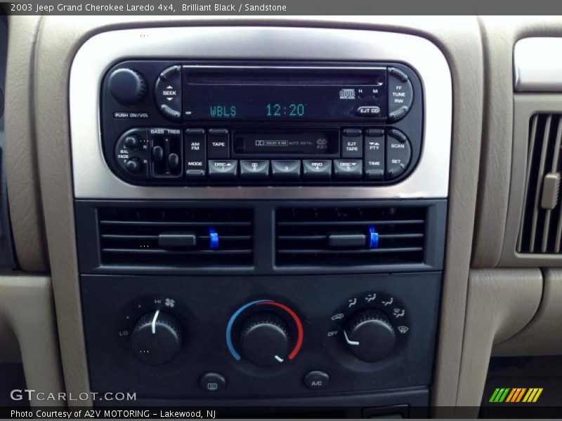 Controls of 2003 Grand Cherokee Laredo 4x4