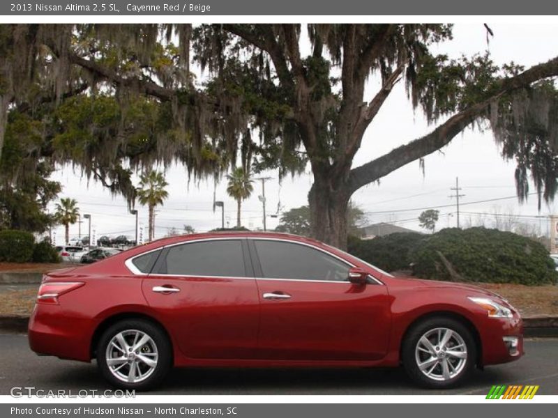 Cayenne Red / Beige 2013 Nissan Altima 2.5 SL