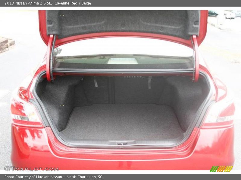 Cayenne Red / Beige 2013 Nissan Altima 2.5 SL