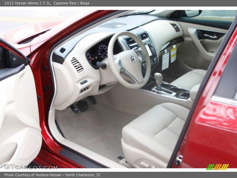 Cayenne Red / Beige 2013 Nissan Altima 2.5 SL