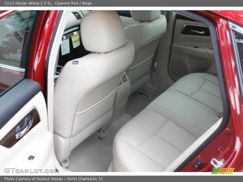 Cayenne Red / Beige 2013 Nissan Altima 2.5 SL