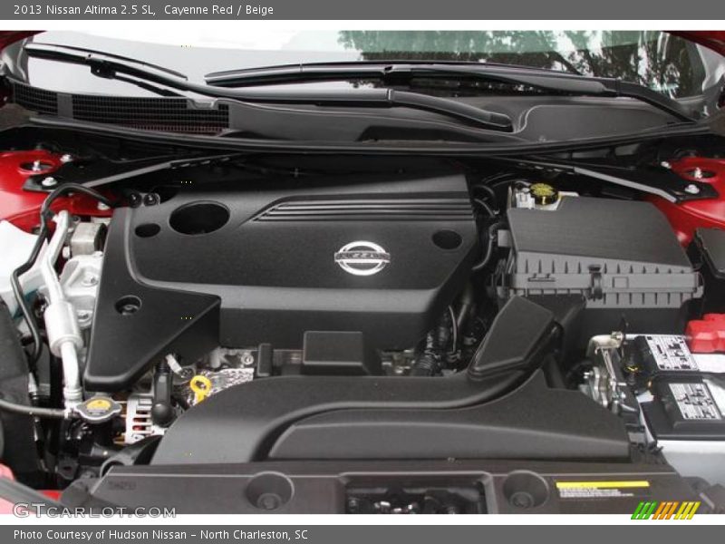 Cayenne Red / Beige 2013 Nissan Altima 2.5 SL