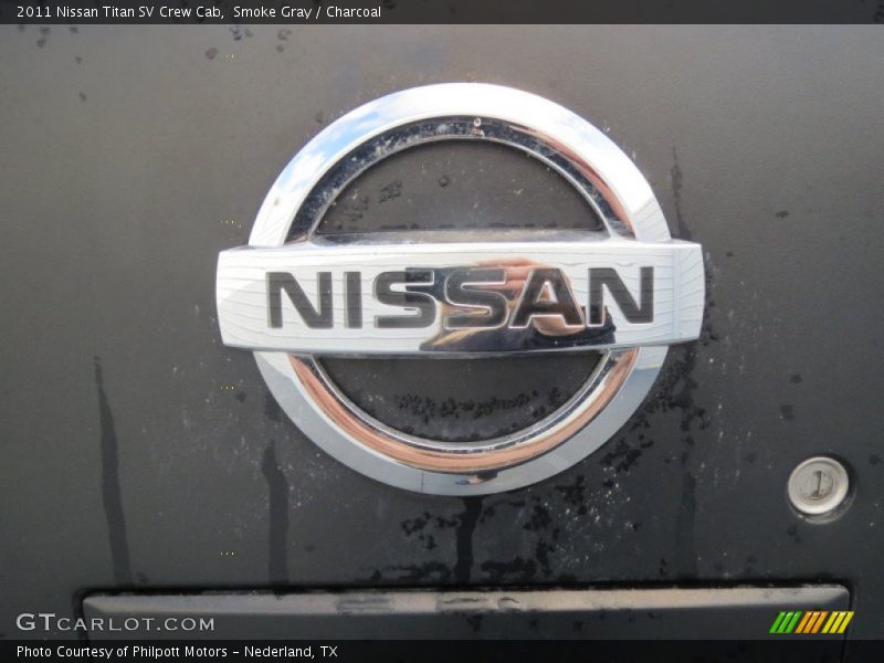 Smoke Gray / Charcoal 2011 Nissan Titan SV Crew Cab