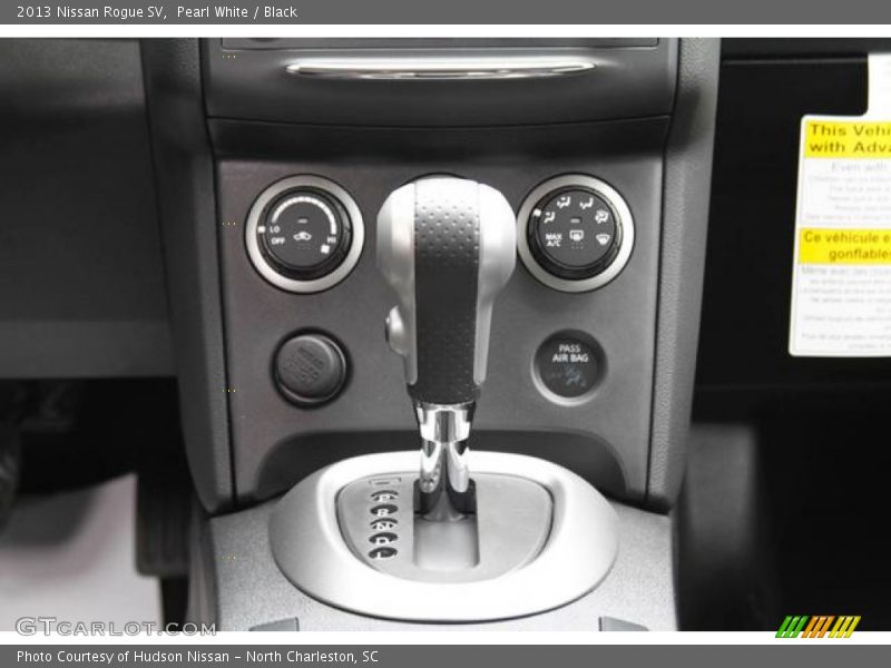 Pearl White / Black 2013 Nissan Rogue SV