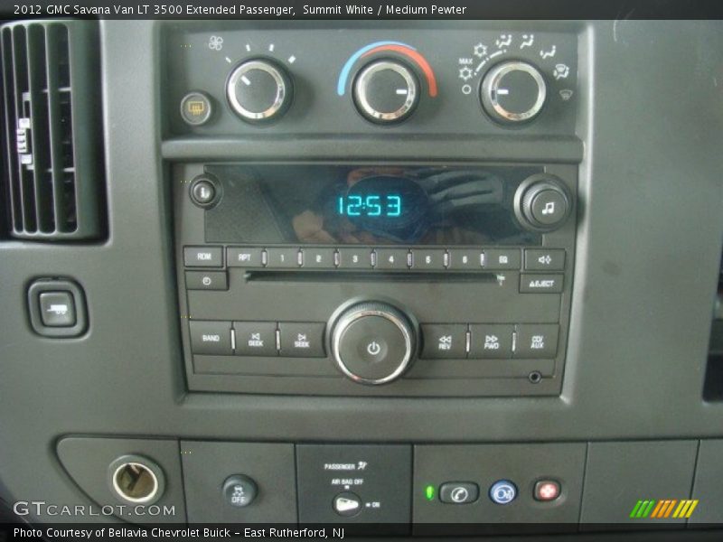 Summit White / Medium Pewter 2012 GMC Savana Van LT 3500 Extended Passenger