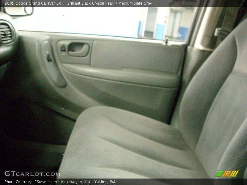 Brilliant Black Crystal Pearl / Medium Slate Gray 2005 Dodge Grand Caravan SXT